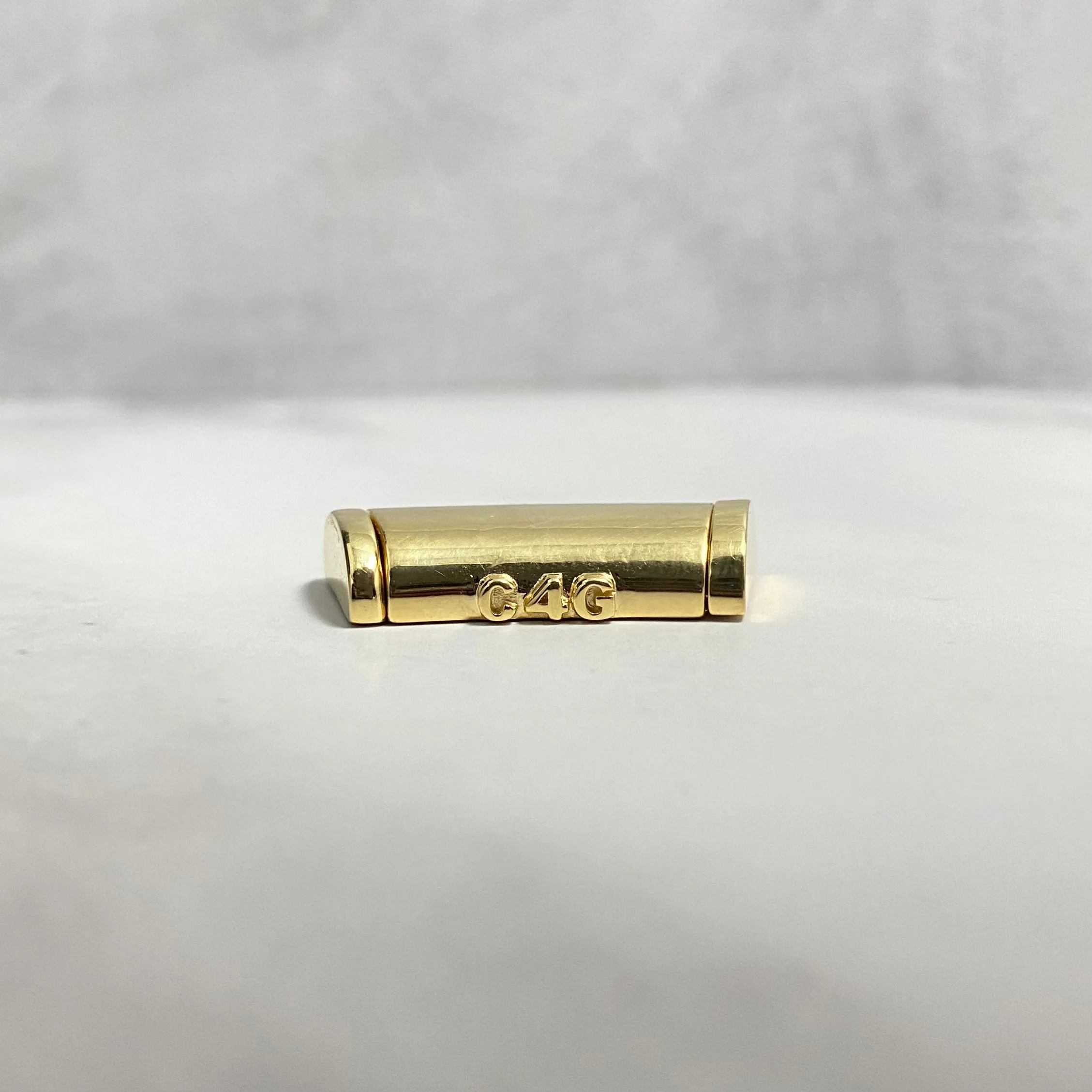 14K Yellow Gold Plain Sleek Lock / 15.7gr / 15mm / 1.1in