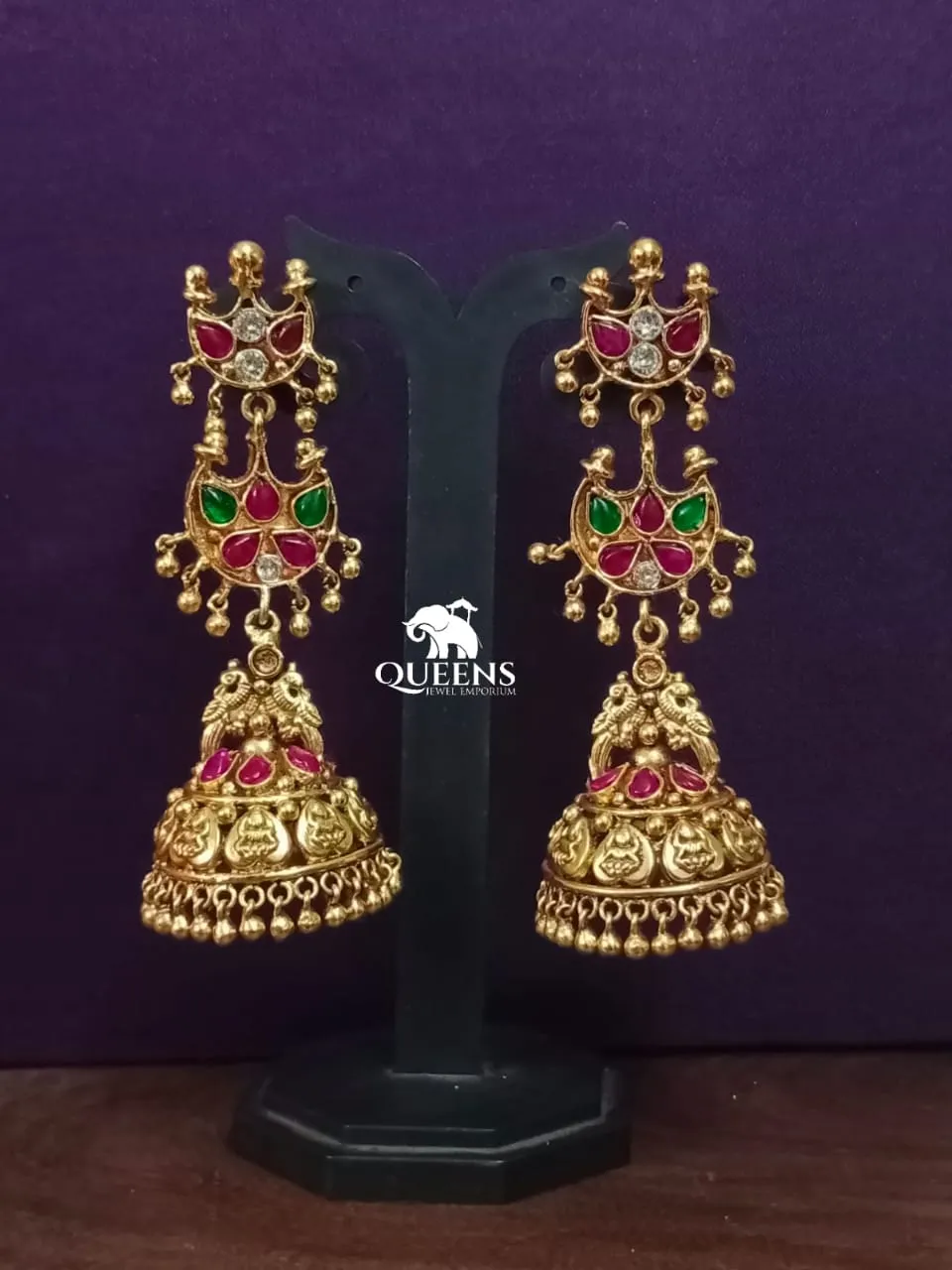 ANYA CHANDH JHUMKA