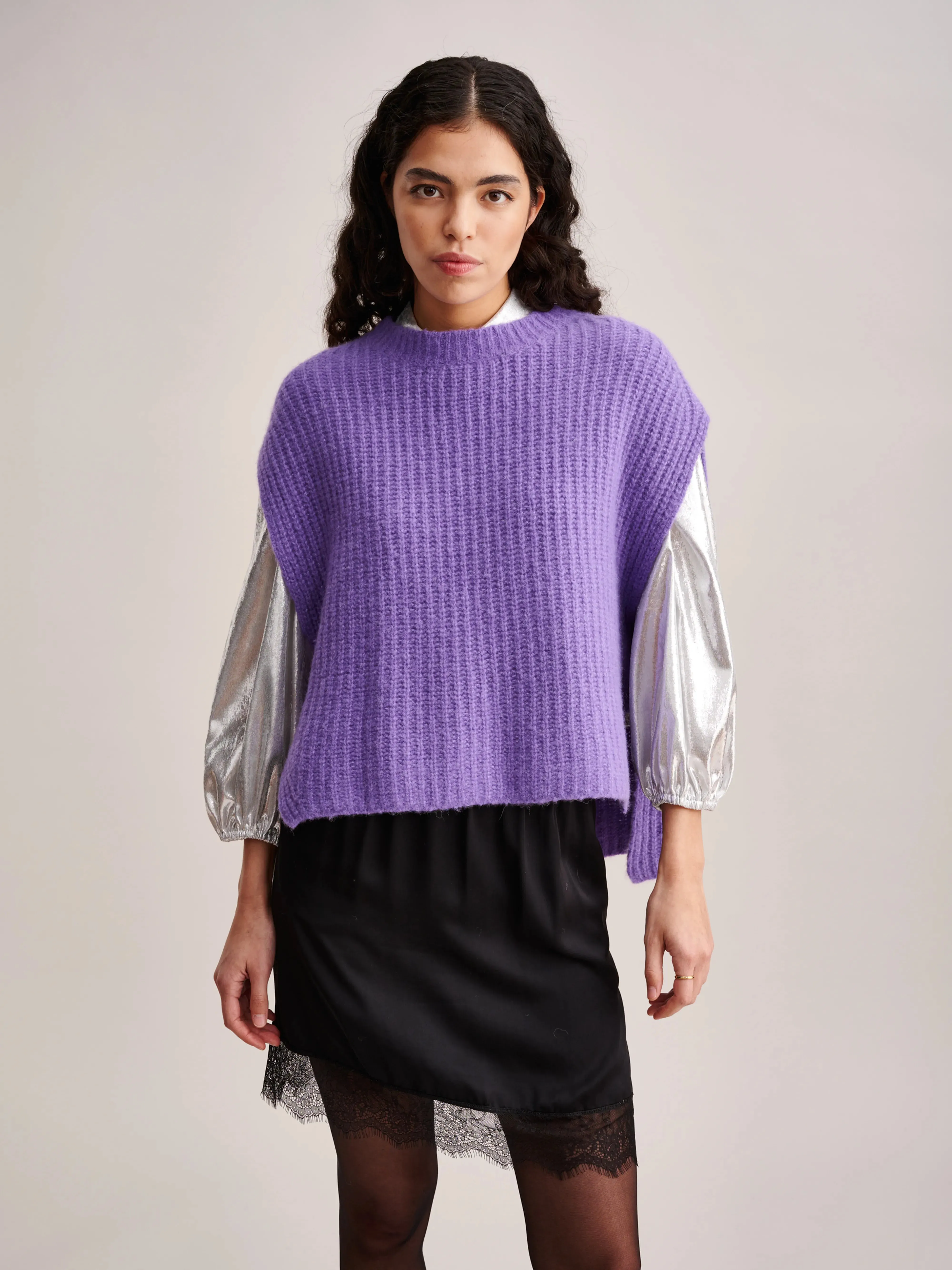 Areg Vest (232 / W / CROCUS)