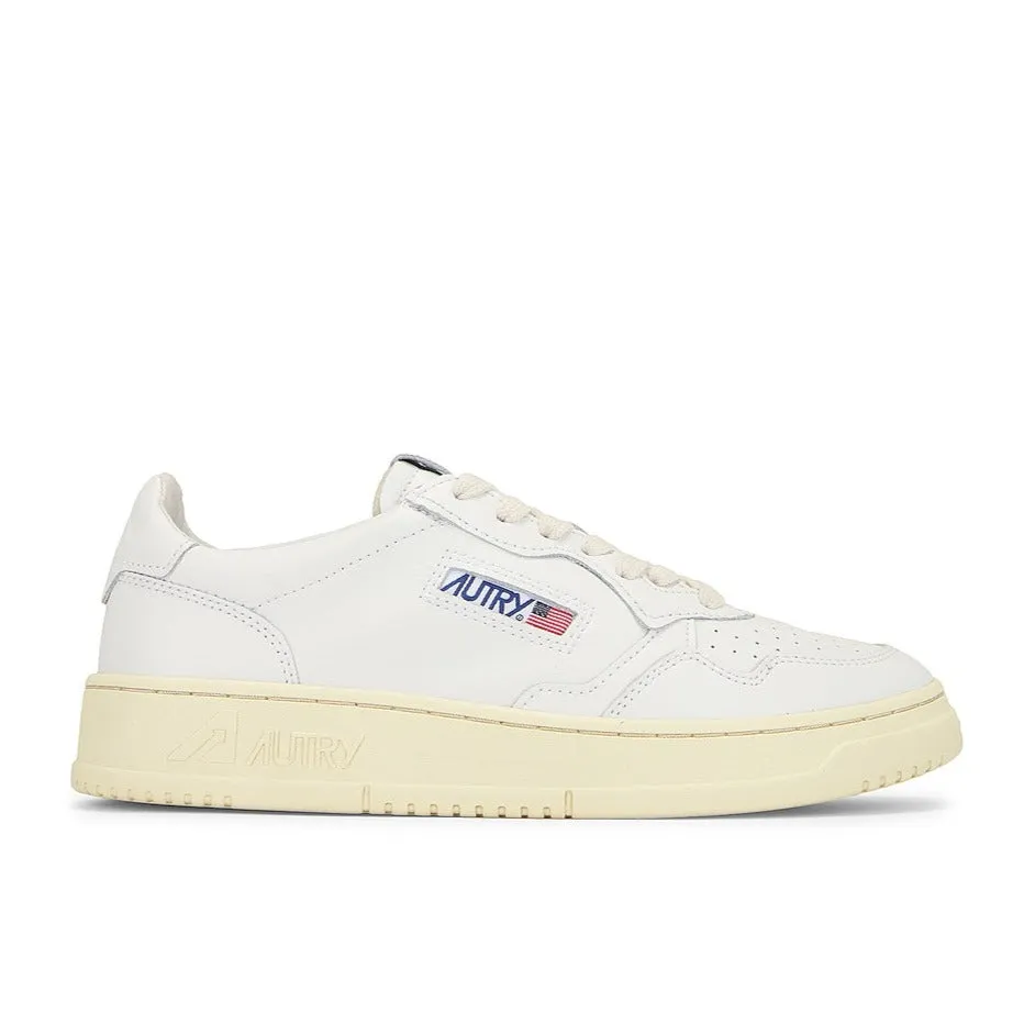 Autry Medalist Sneakers | White/White