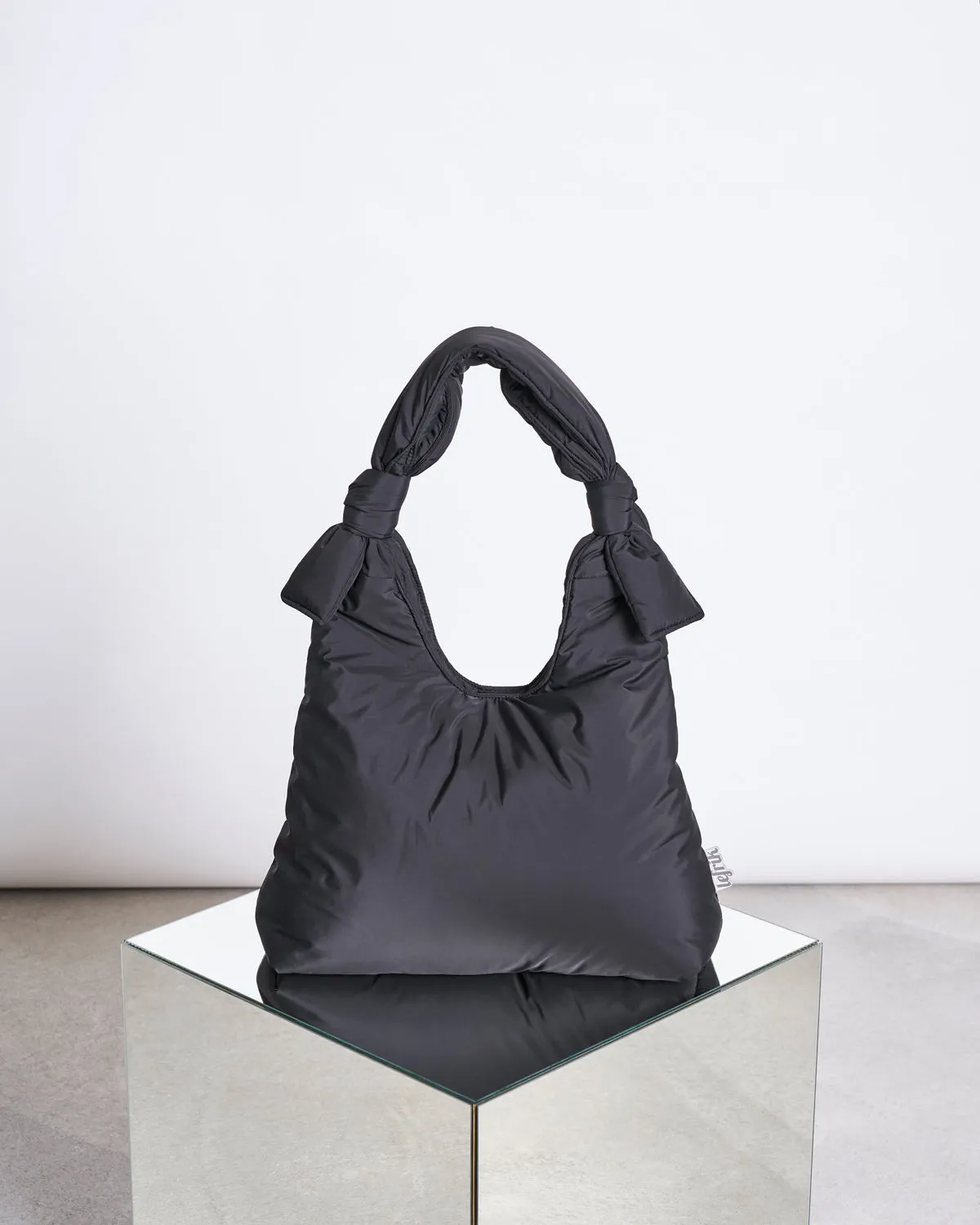 BAG BIWA PUFFY REGULAR BLACK