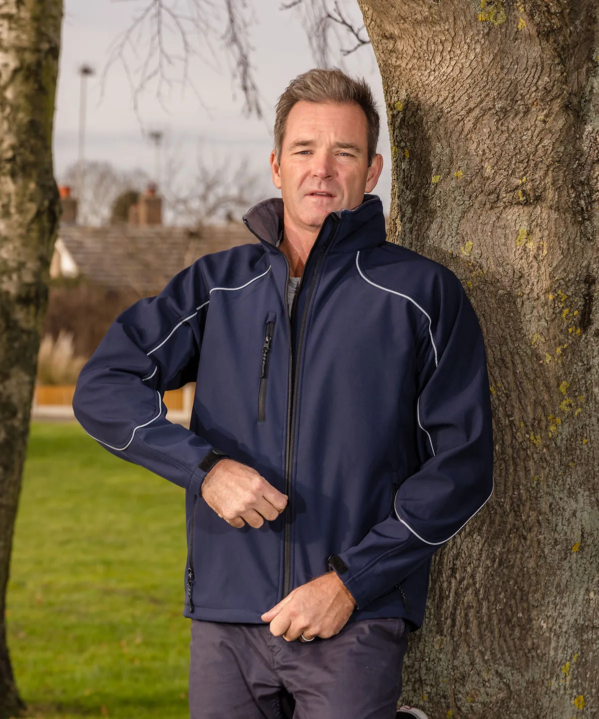 Black - Hooded softshell jacket
