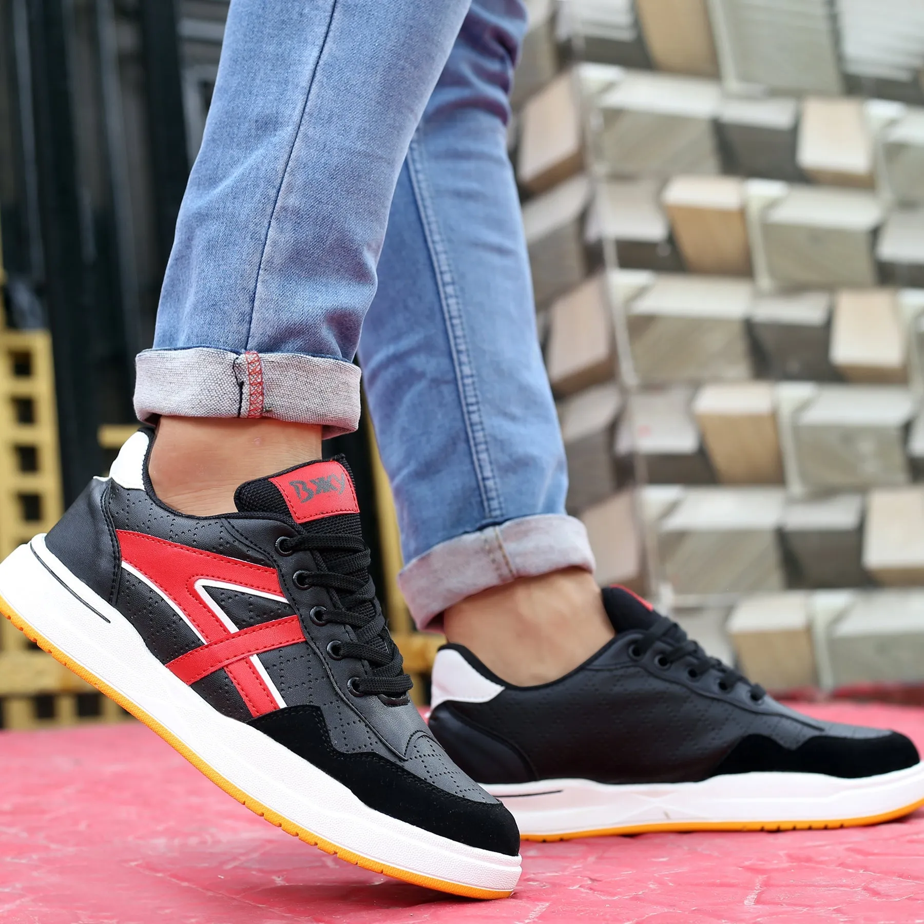 Bxxy's Fashionable Lace-up Shoes for all Seasons