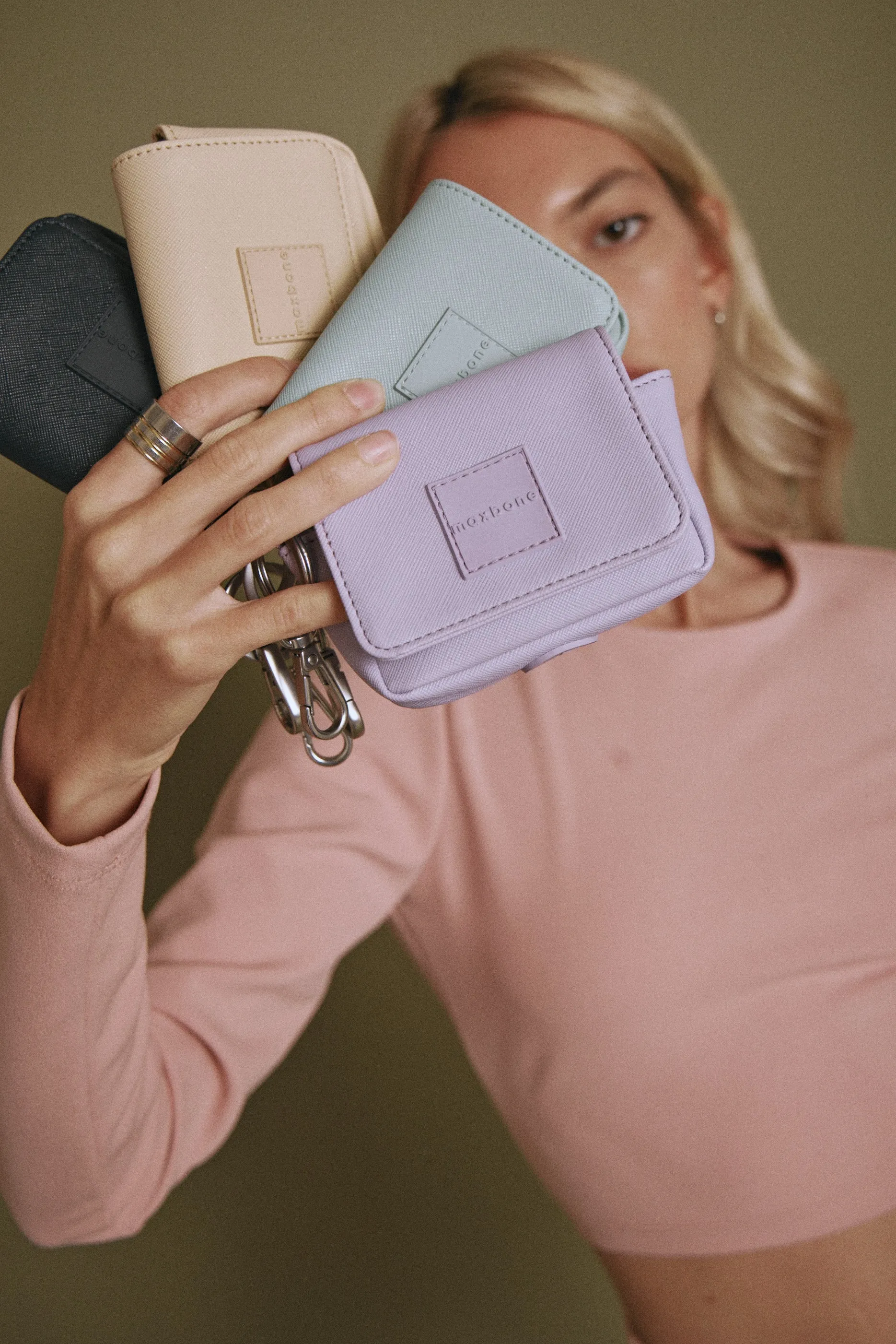 Card & Waste Bag Essentials Case