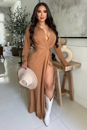 CATCHING LOOKS DRESS
