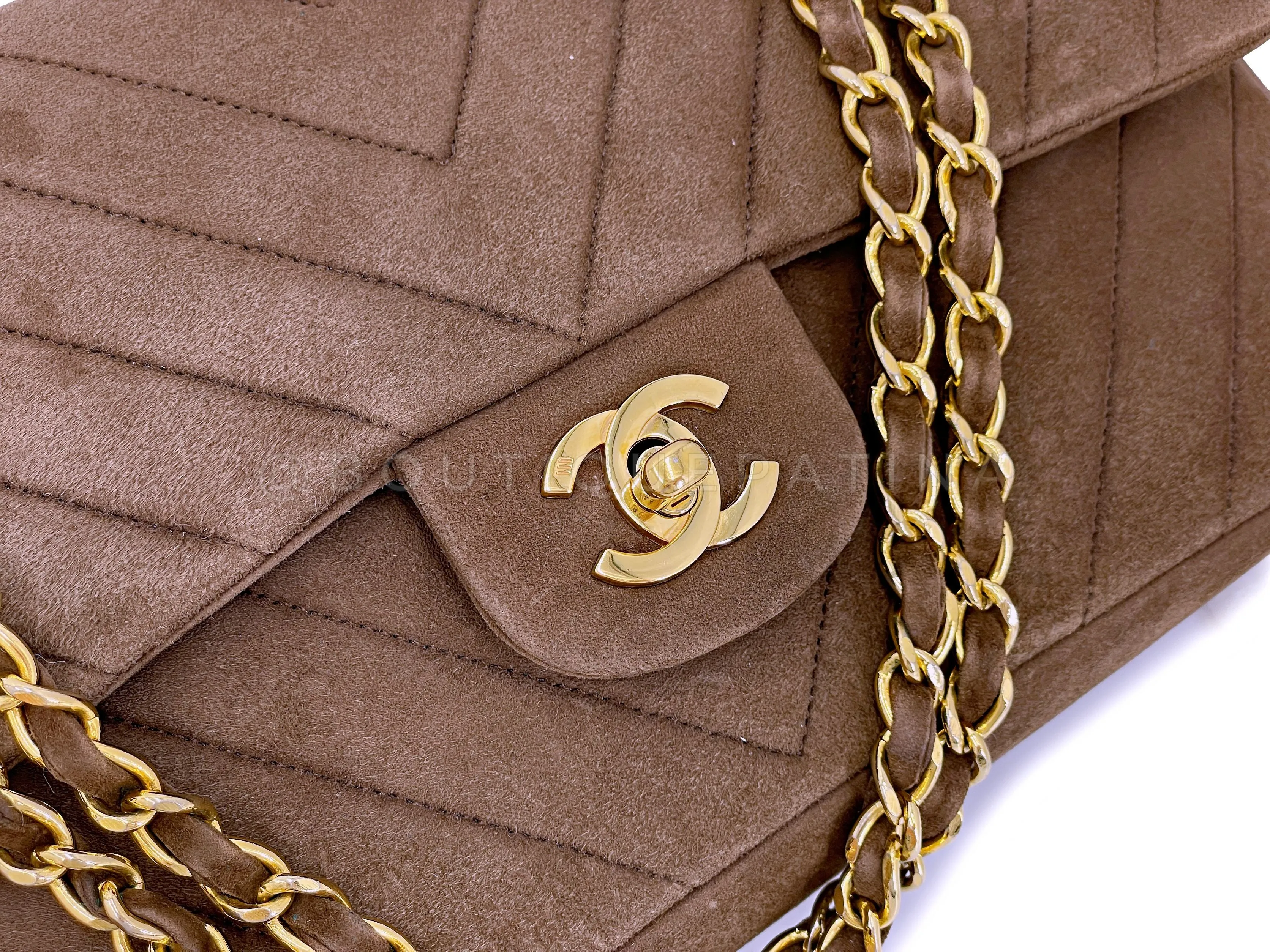 Chanel 1990 Vintage Suede Taupe Chevron Medium Flap Bag 24k GHW