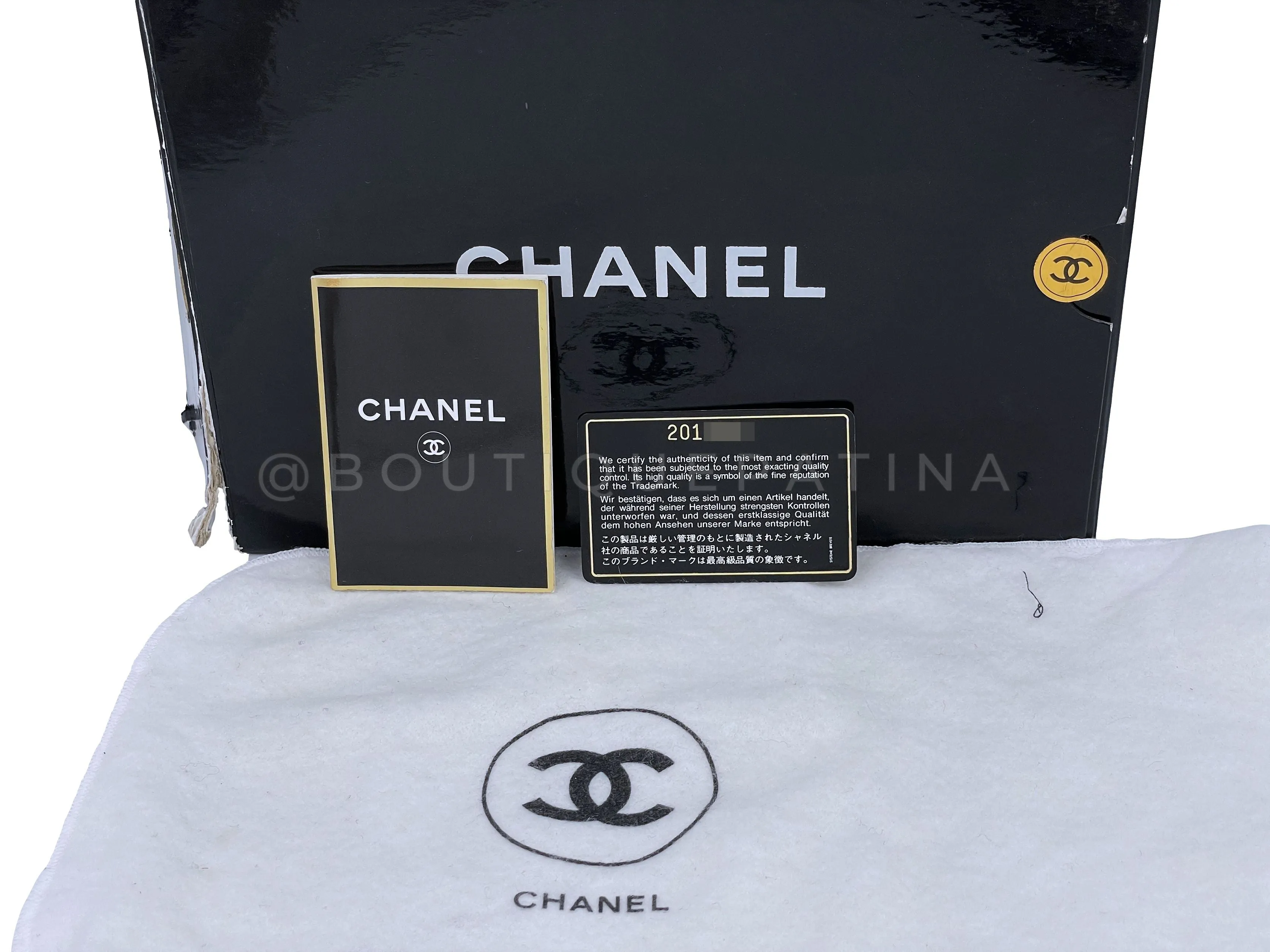 Chanel 1991 Vintage Black Medium Classic Flap Bag 24k GHW Lambskin