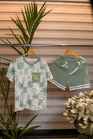 Cheerful Dreams Nightwear Set with Playful Smiley Print on t-shirt