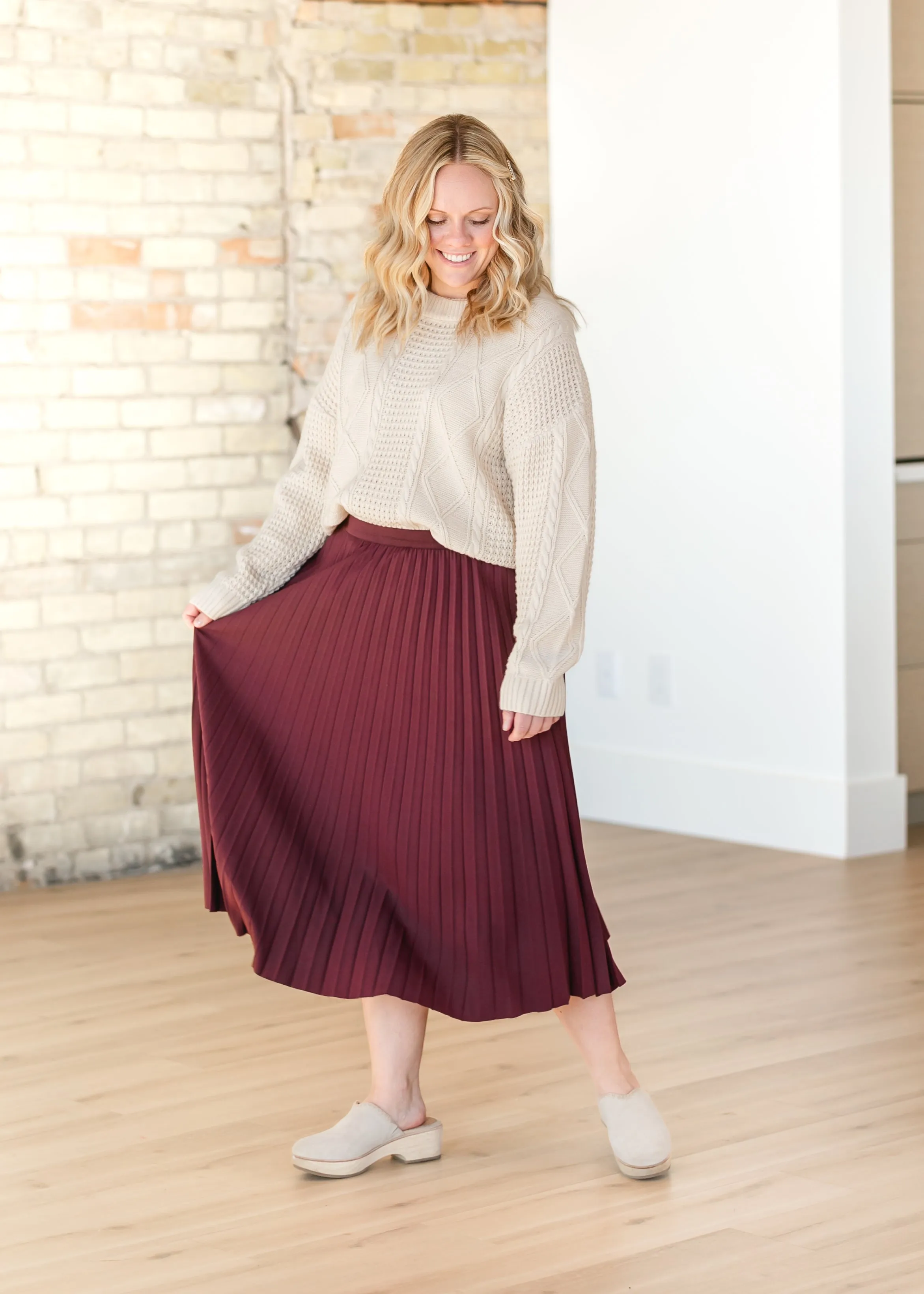 Contrast Knit Long Sleeve Crewneck Sweater