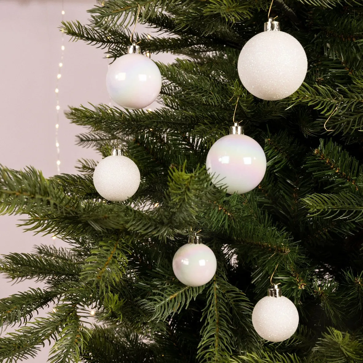 Decoris Pack of 30 White Shatterproof Baubles