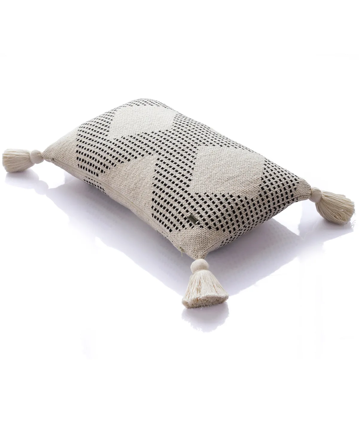 Diamond Check Cotton Knitted Decorative Natural & Black Color 12 x 20 Inches Pillow Covers