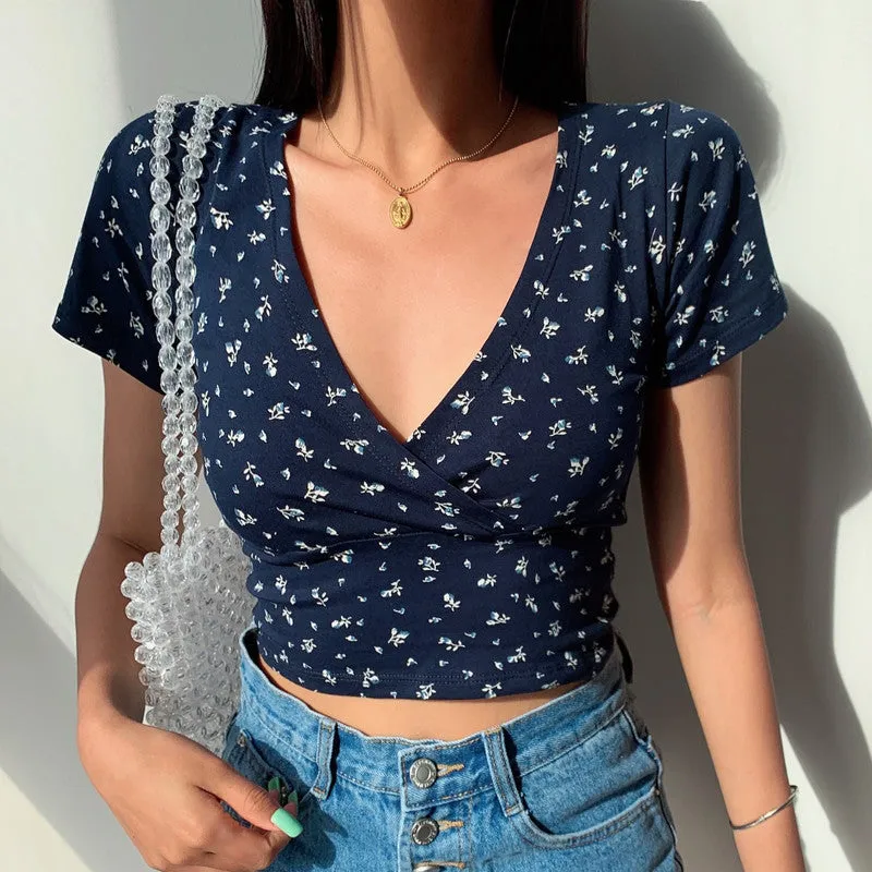 DUNNMALL American Retro Floral Cross V-neck Slim Fit Short Midriff-Baring Short-Sleeved T-shirt Women's Top  Summer New Fashion