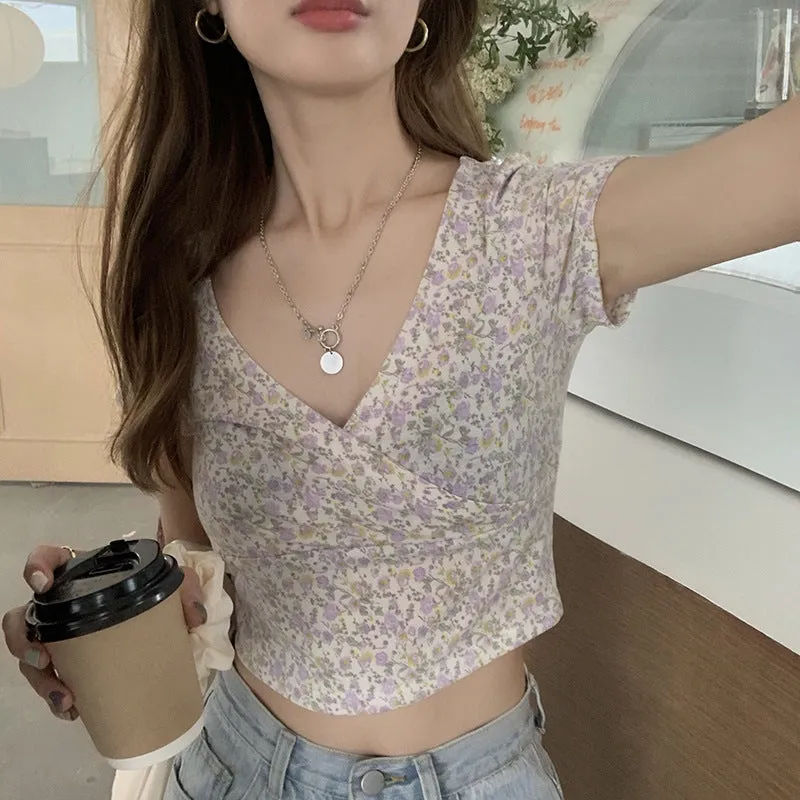 DUNNMALL American Retro Floral Cross V-neck Slim Fit Short Midriff-Baring Short-Sleeved T-shirt Women's Top  Summer New Fashion