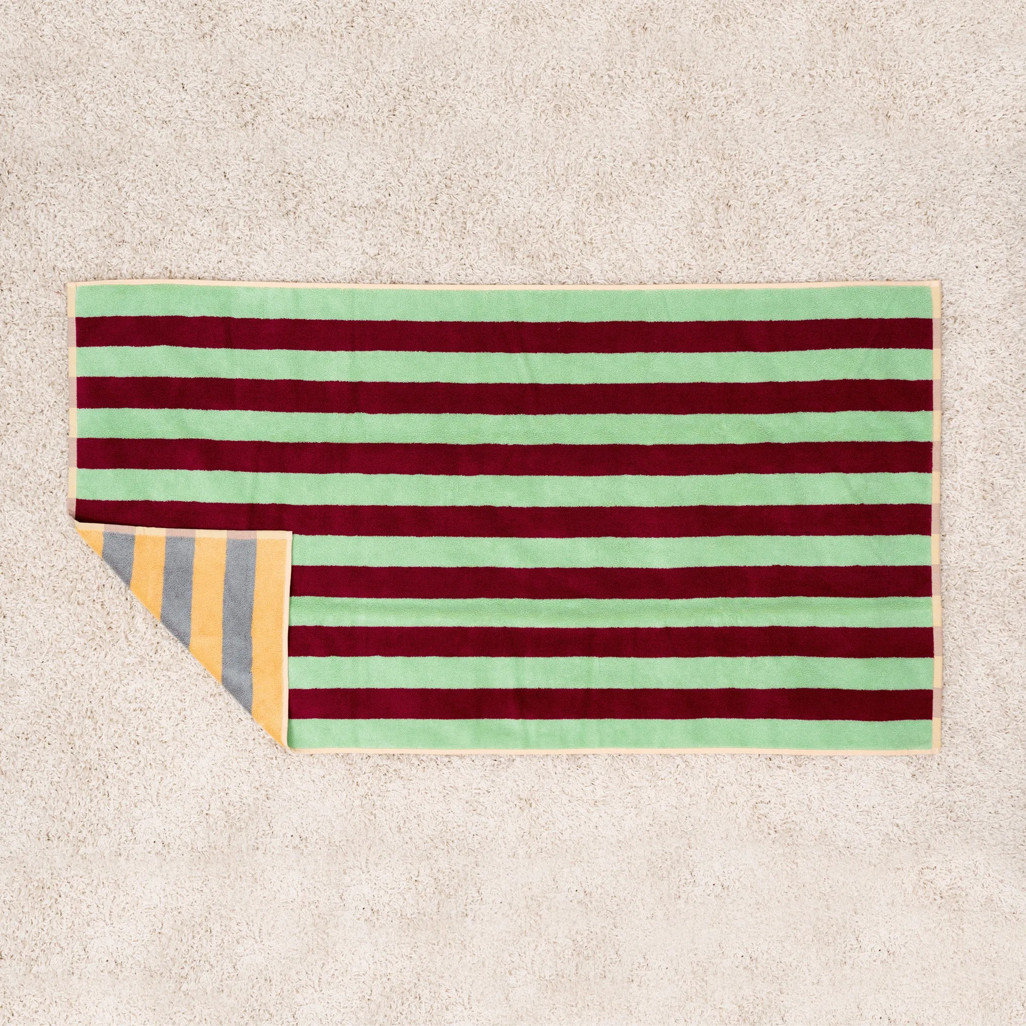 Dusen Dusen Bathroom Towel - Pink/ Red & Lime/ Purple