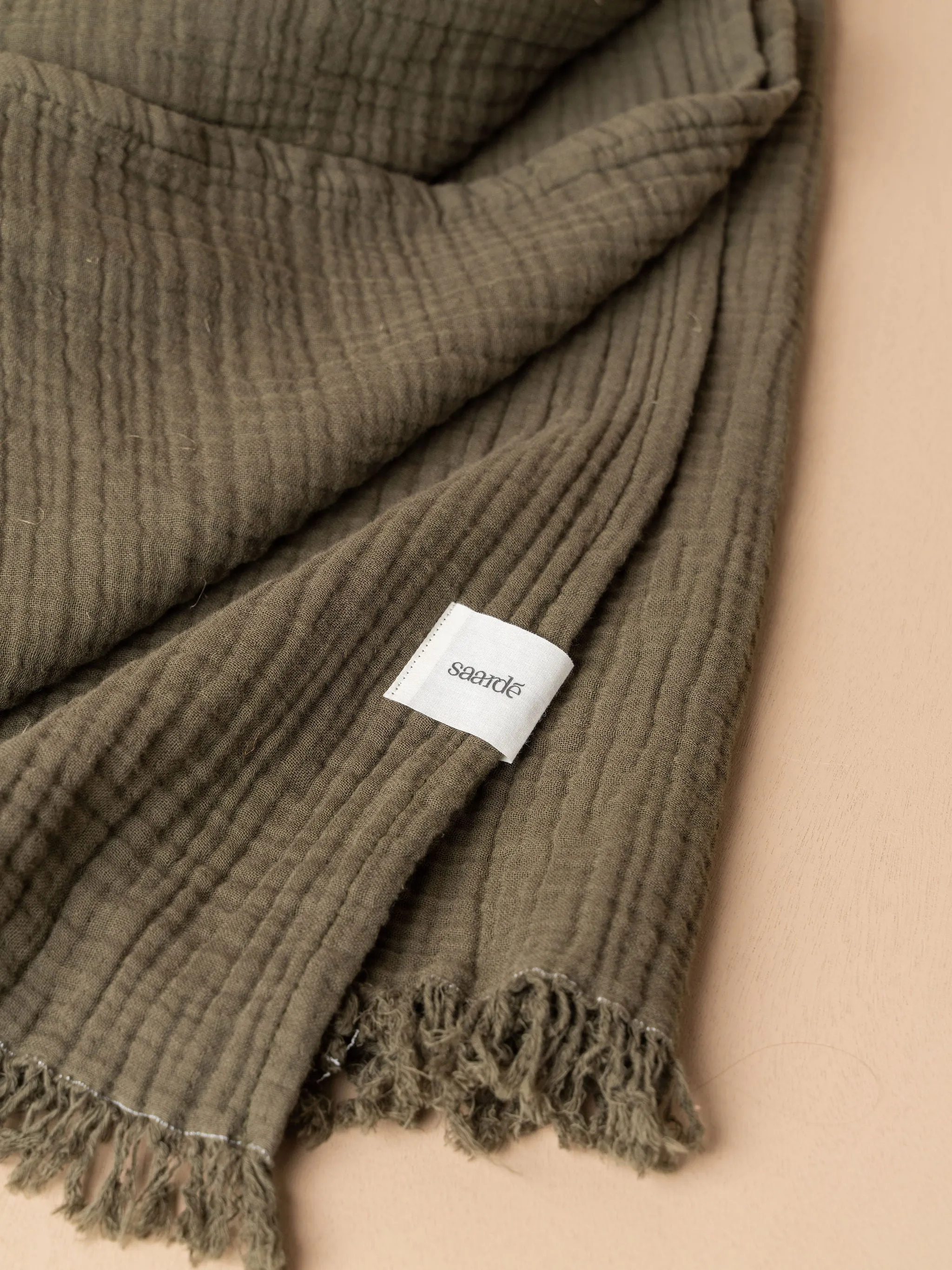 Enes Throw | Dark Olive