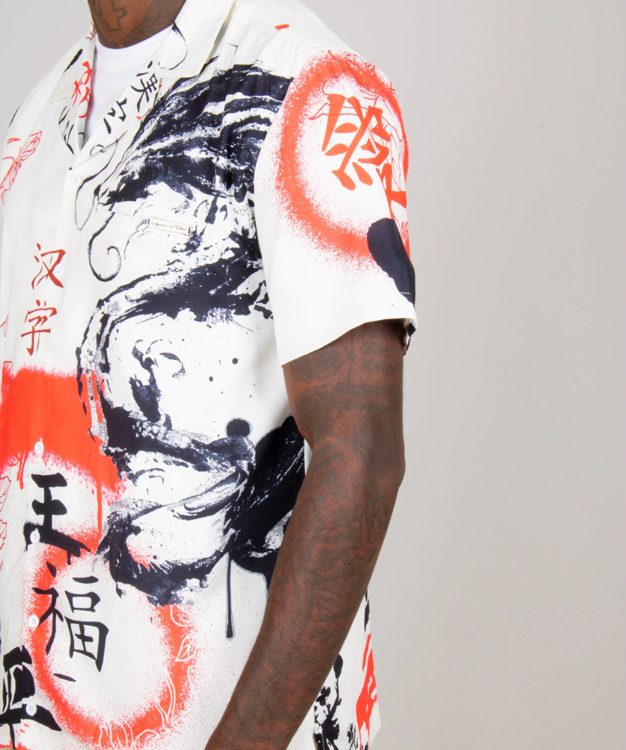 Graffiti Dragon Print Short Sleeve Shirt in White