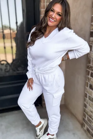 Level Up White Relaxed Fleece Cargo Jogger Sweatpants