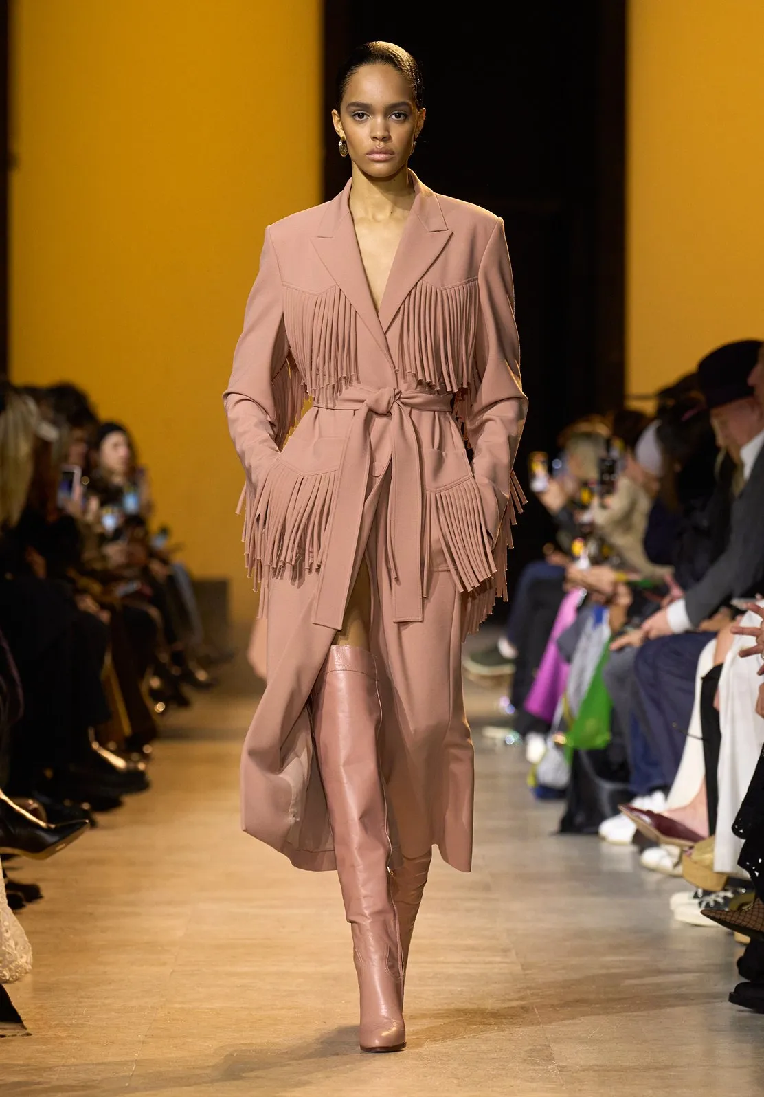 Look 11