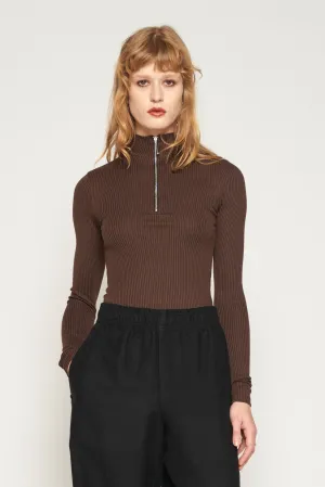 Nia Zip-up Top