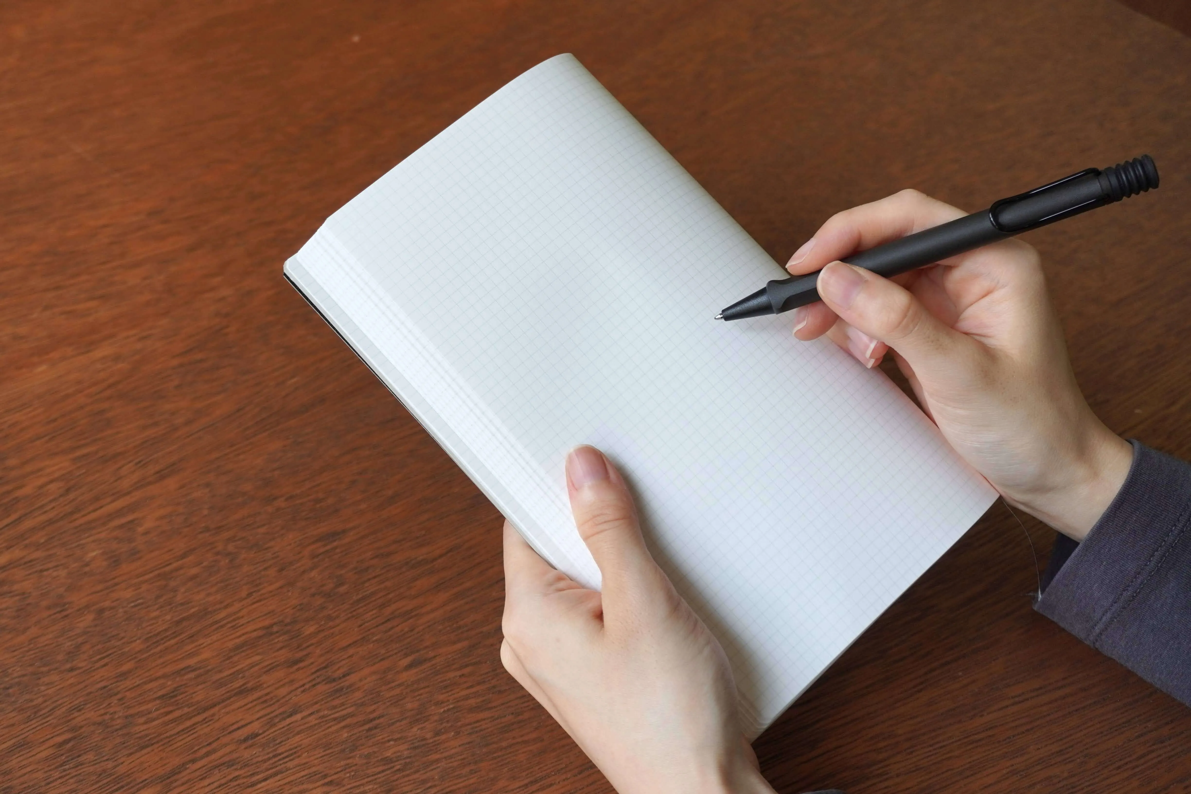 Notebook Black (Grid)