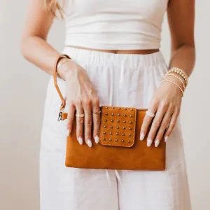 PRETTY SIMPLE Riviera Maya Rivet Clutch