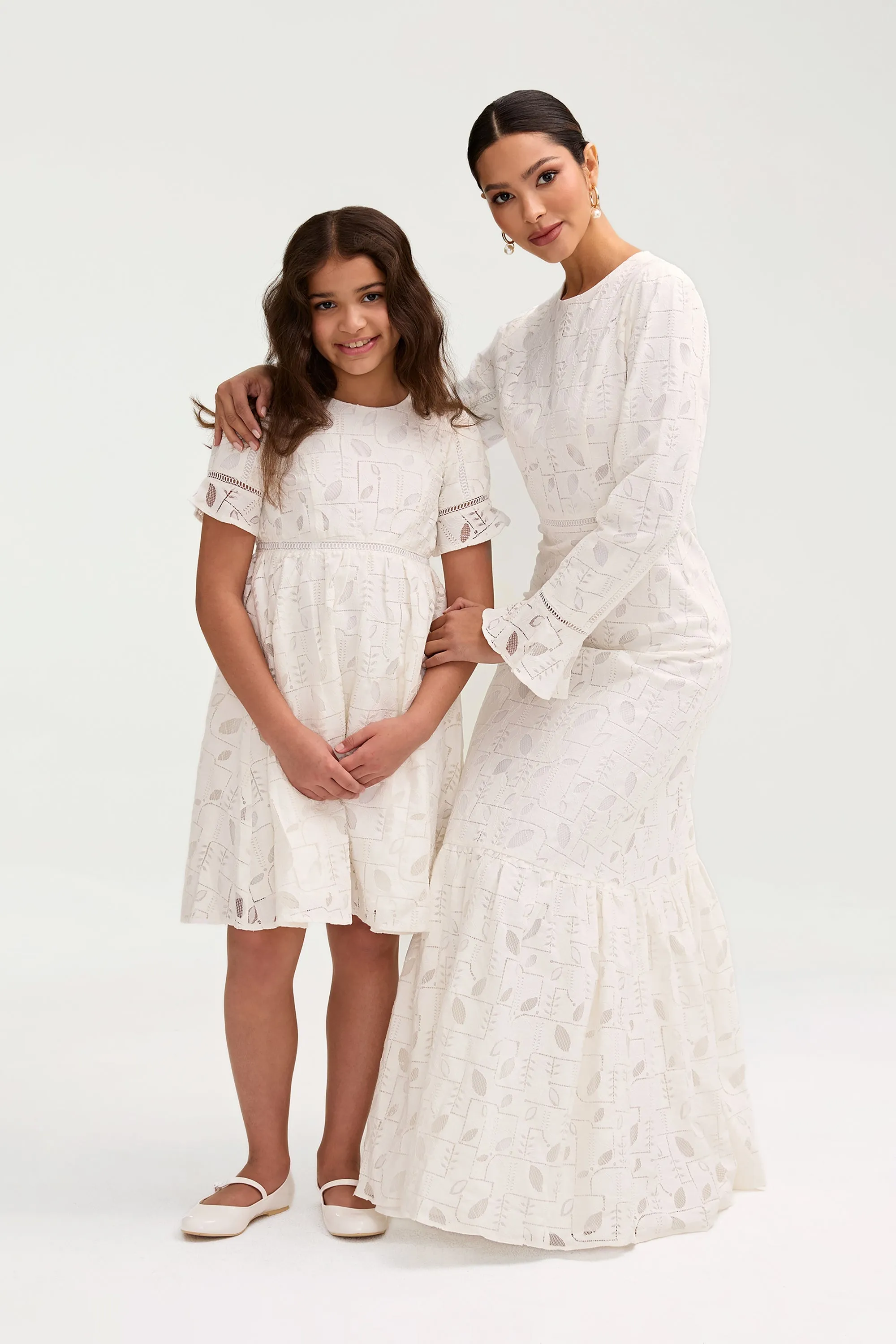 Rayaa White Lace Dress (Girls)