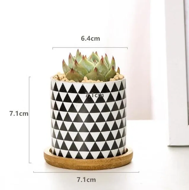 Rory - Round Geometric Pattern Flower Pot