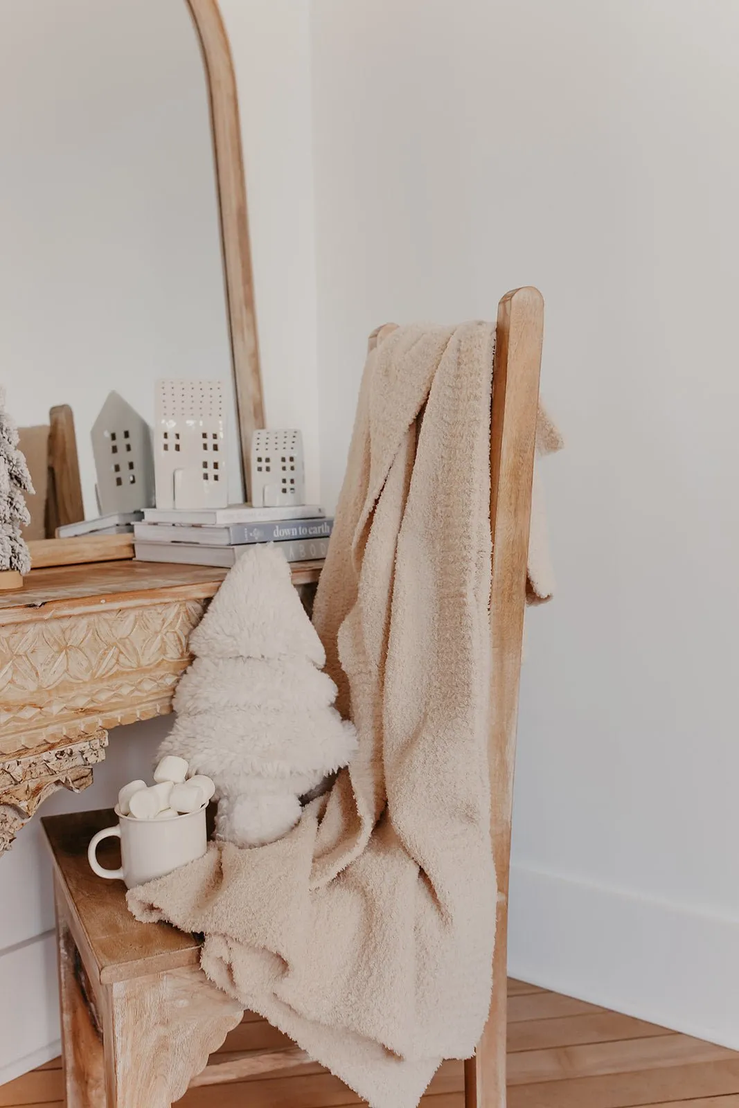 Solid Beige Throw Blanket - DOORBUSTER
