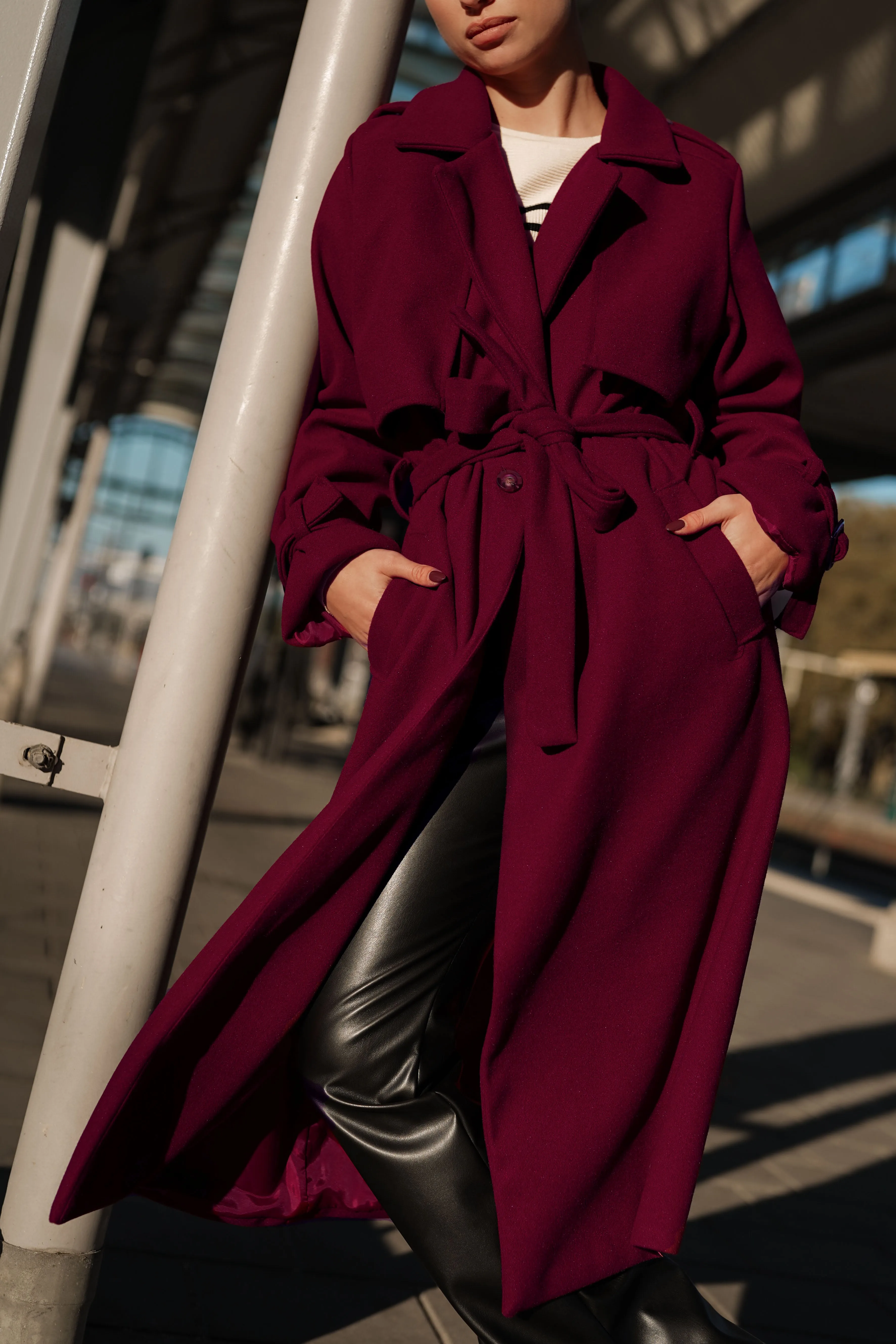 Trenchcoat dames lang burgundy - Yasmin