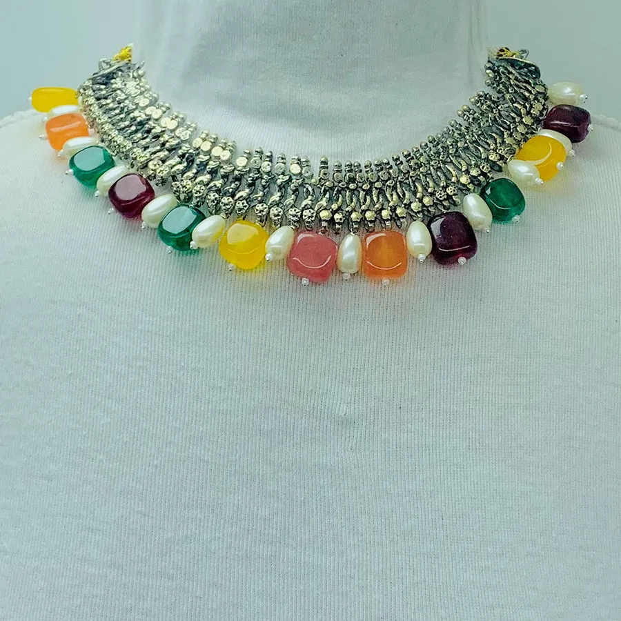 Tribal Multicolor Stones Necklace With Pearls