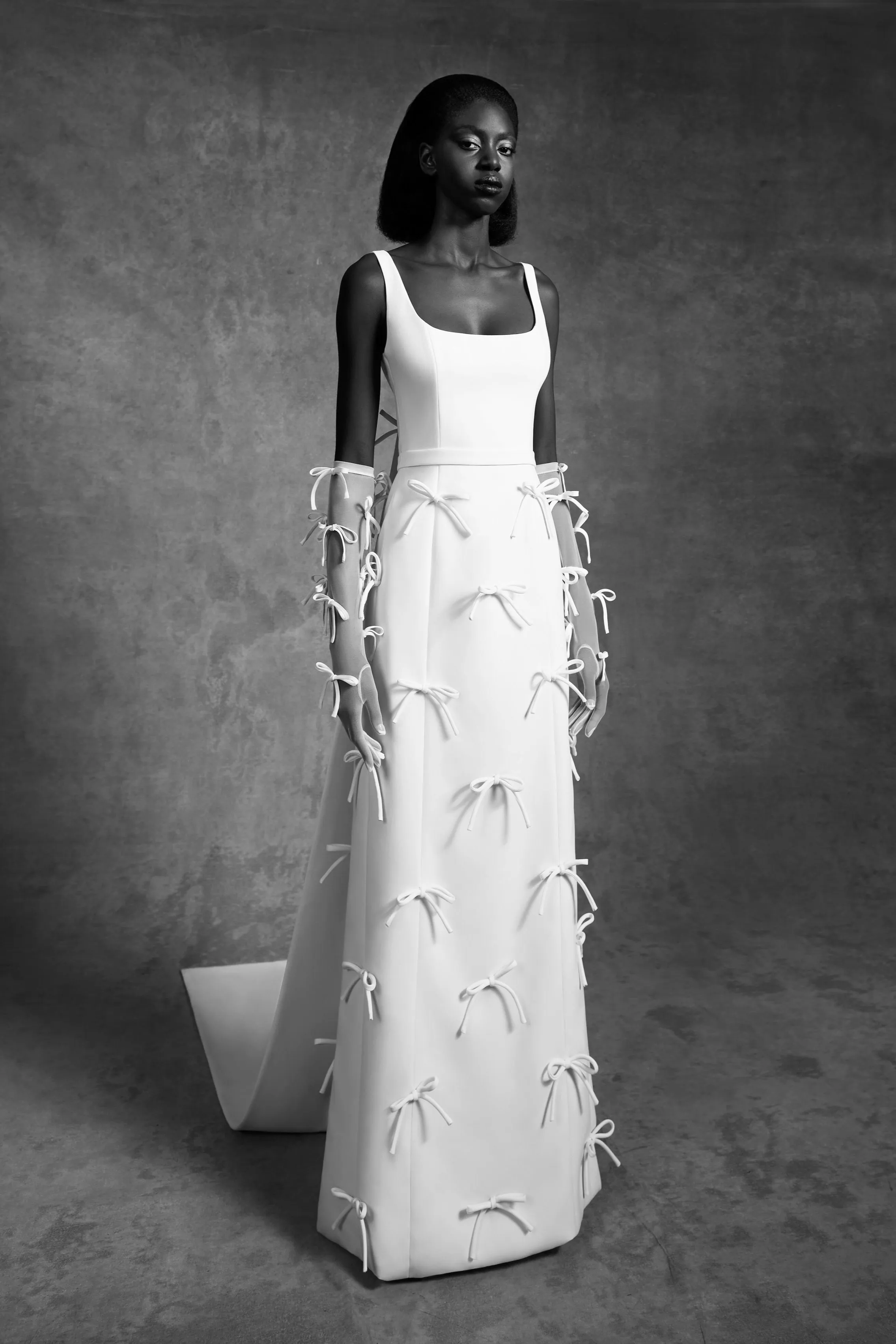 VRM363 - Polka Dot Bow Empire Gown