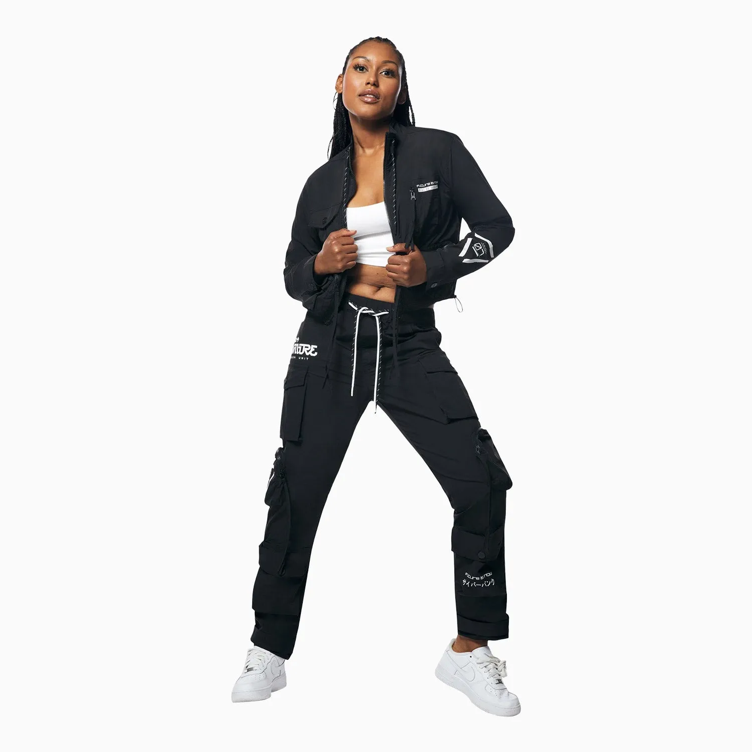 Women's Utility Windbreaker Outfit