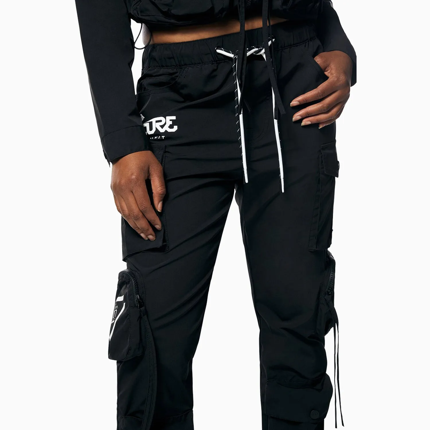 Women's Utility Windbreaker Outfit