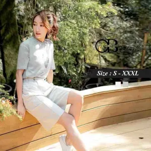 WORD PRINTED SHORT SLEEVE TOP